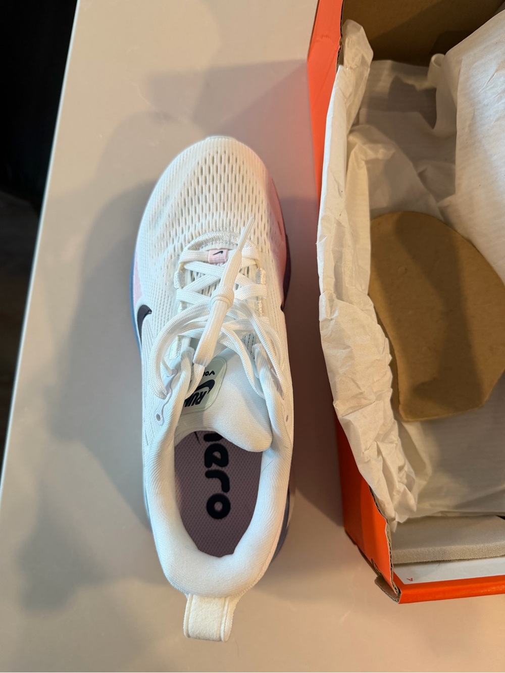 NWT - Size 6.5 Nike Women's White/Blue/Pink ZoomX Cushioned Running Shoe - Picture 2 of 4